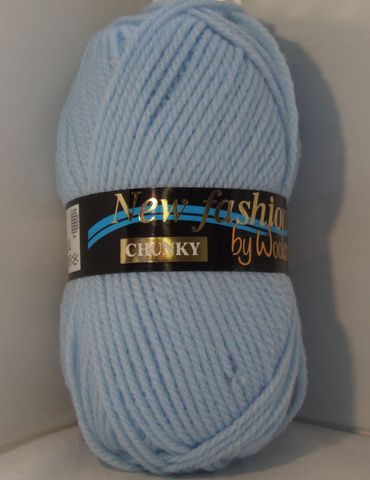 New Fashion Chunky Yarn 10 x 100g Balls Baby Blue